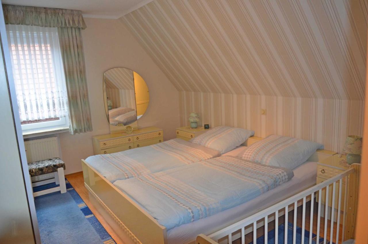 Ferienwohnung Kleinhaus, 95008 Rhauderfehn Eksteriør billede