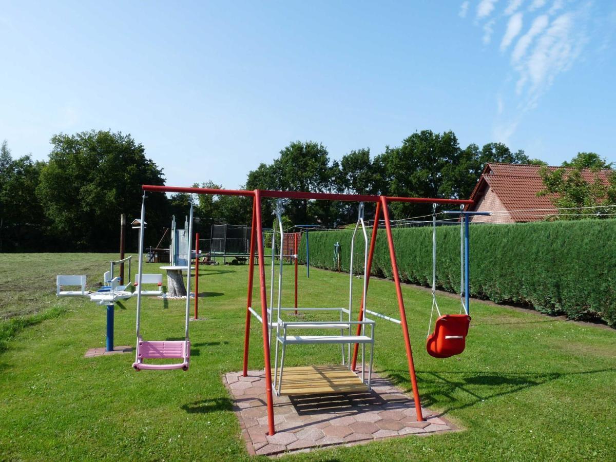 Ferienwohnung Kleinhaus, 95008 Rhauderfehn Eksteriør billede