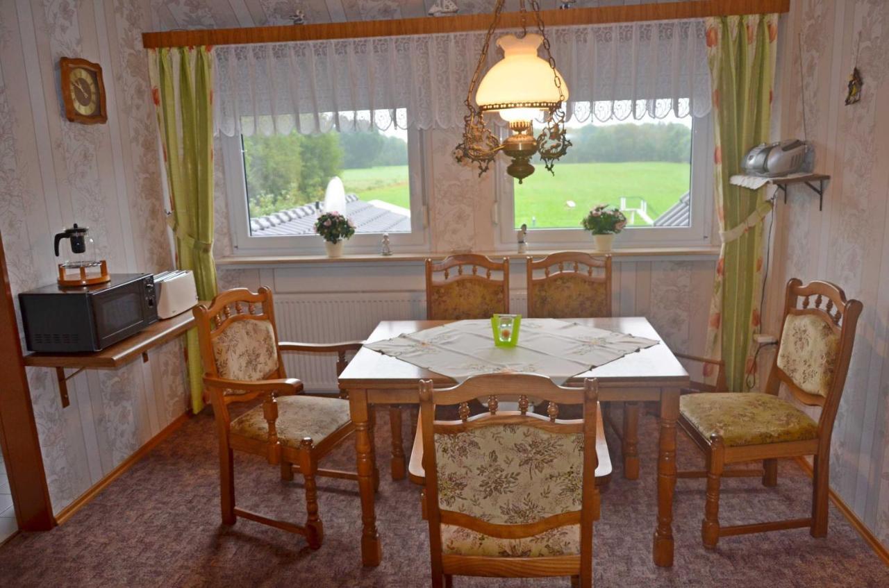 Ferienwohnung Kleinhaus, 95008 Rhauderfehn Eksteriør billede
